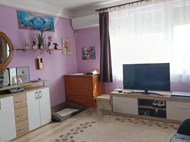 Eladó lakás Tát 80 nm