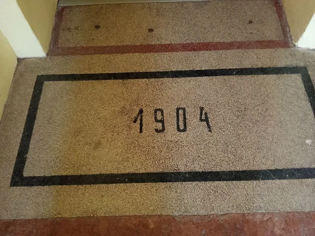 Eladó lakás Szolnok, Belváros 30 nm