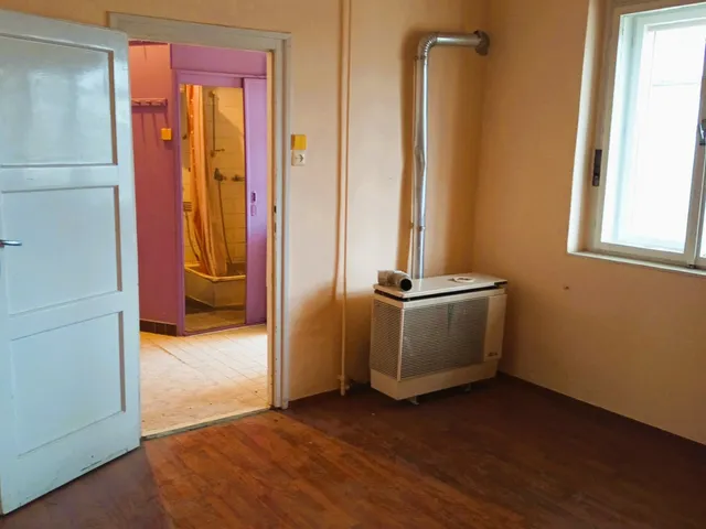 Eladó lakás Szolnok, Belváros 30 nm