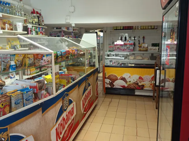 Eladó lakás Szolnok, Széchenyi-lakótelep 68 nm