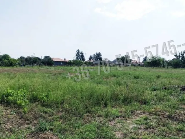 Eladó telek Inárcs 1696 nm