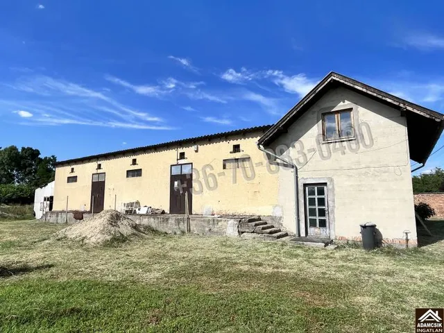 Eladó kereskedelmi és ipari ingatlan Dabas 3400 nm