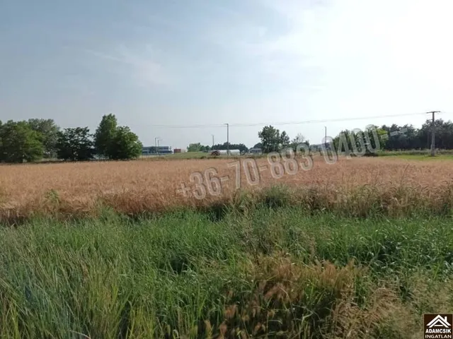 Eladó telek Dabas 3745 nm