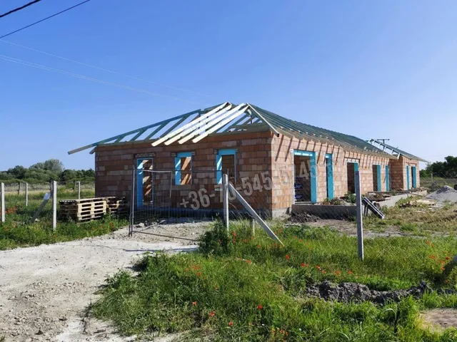 Eladó ház Újhartyán 70 nm