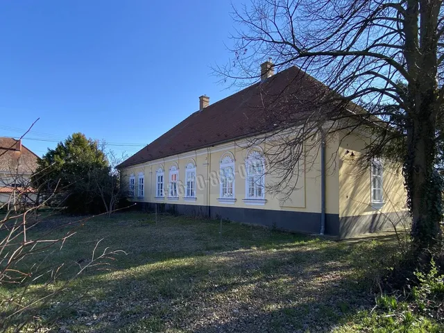 Eladó ház Dabas 213 nm