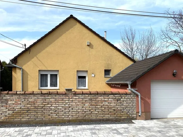 Eladó ház Dabas, Városközpont 170 nm