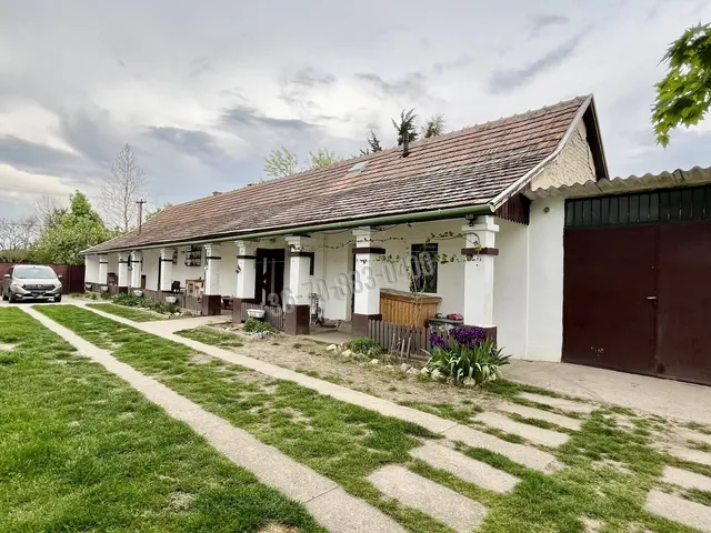 Eladó ház Tatárszentgyörgy 78 nm