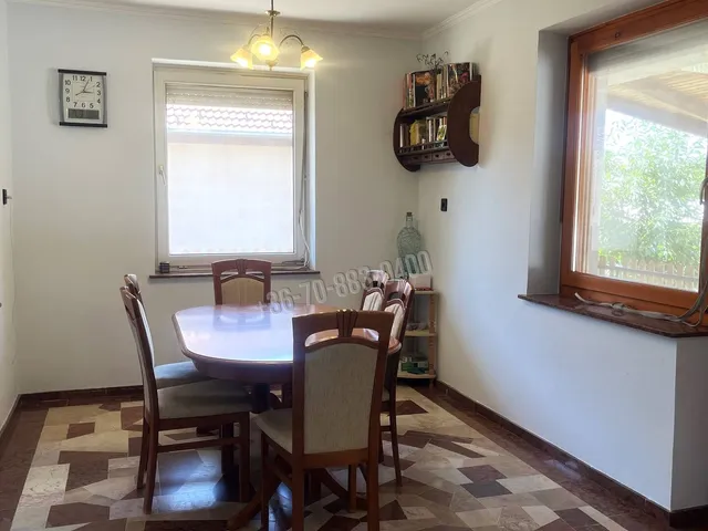 Eladó ház Újhartyán 170 nm