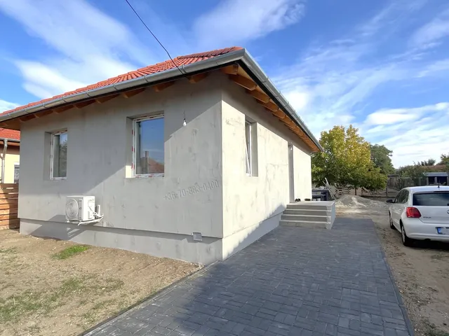 Eladó ház Hernád 63 nm