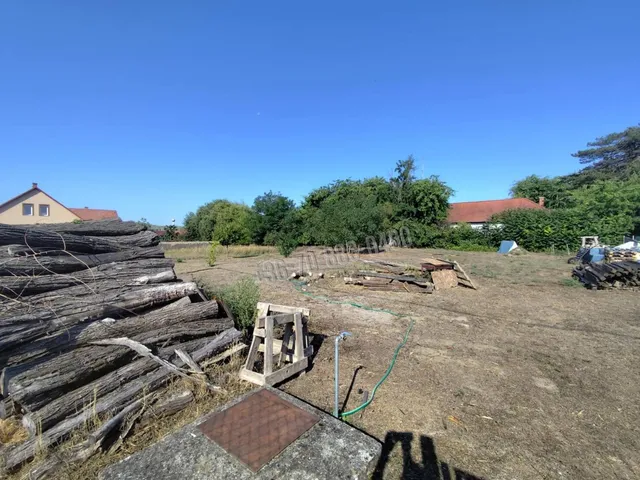 Eladó telek Dabas 1132 nm