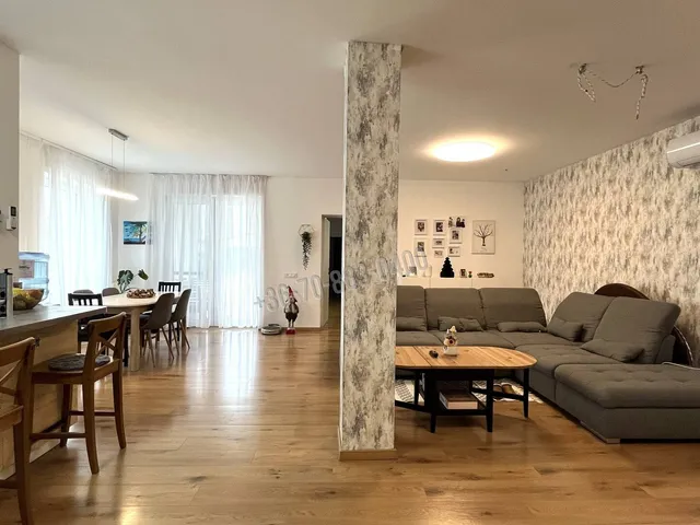 Eladó ház Inárcs 185 nm