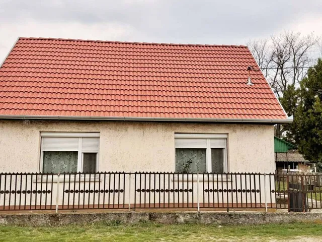 Eladó ház Táborfalva 90 nm