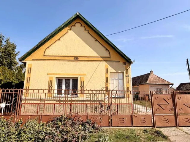 Eladó ház Dabas 90 nm
