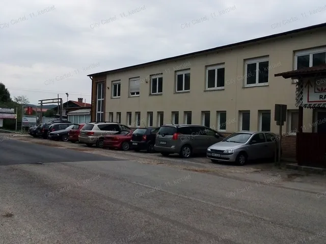 Kiadó kereskedelmi és ipari ingatlan Solymár 161 nm