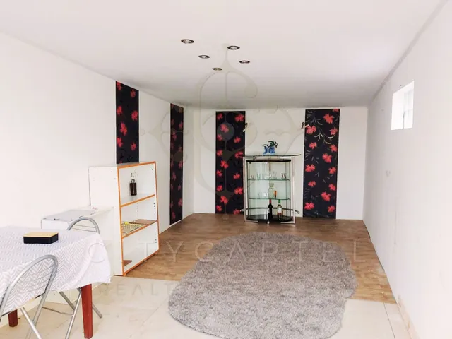 Eladó ház Dunaföldvár, Külvég 118 nm