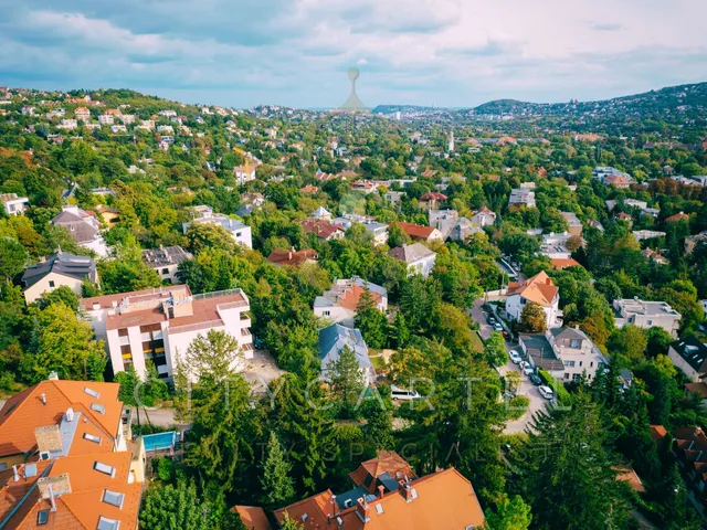 Eladó telek Budapest II. kerület 1365 nm