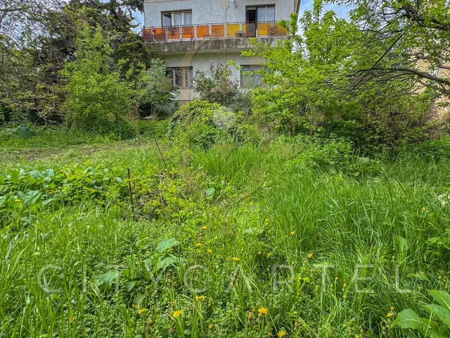 Eladó telek Budapest XI. kerület, Sasad-Sashegy XI. ker. 250 nm