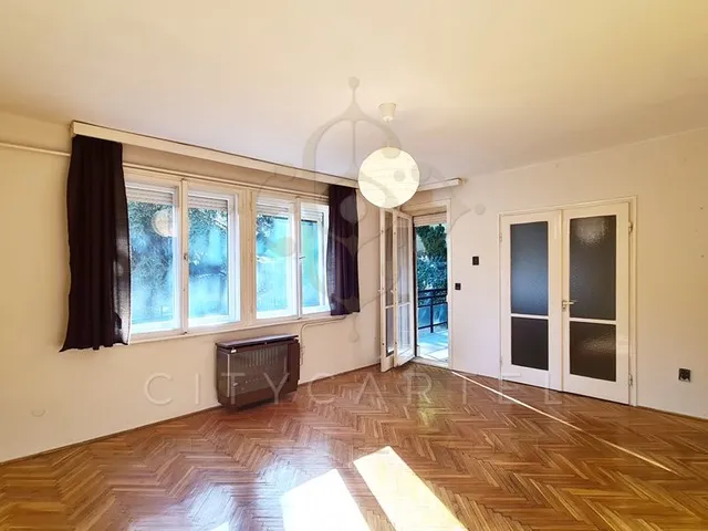 Eladó lakás Budapest II. kerület, Kurucles 56 nm