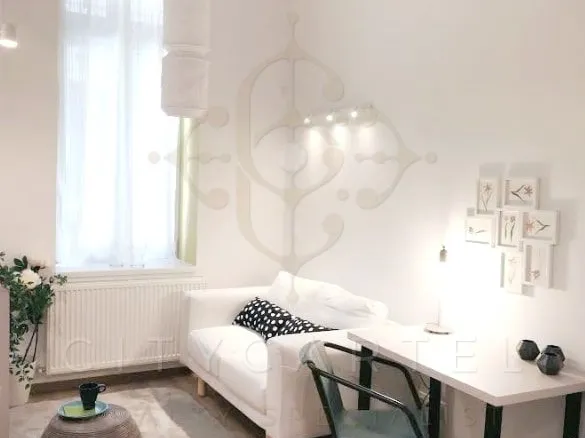 Eladó lakás Budapest VI. kerület 71 nm