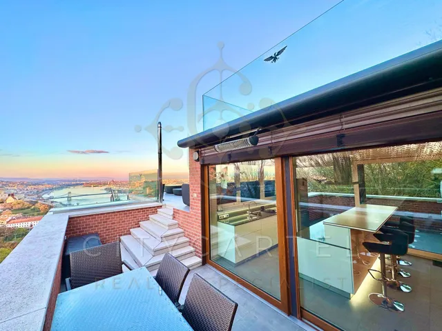 Kiadó lakás Budapest I. kerület 162 nm