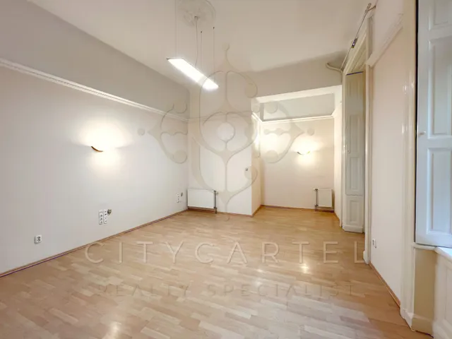 Eladó lakás Budapest VI. kerület 81 nm