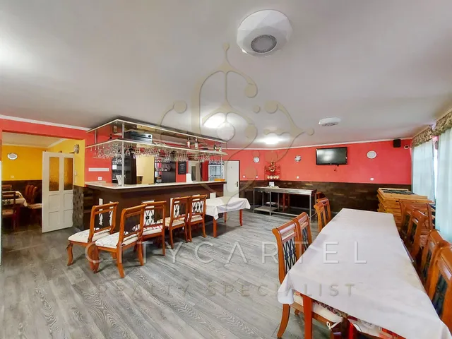 Eladó kereskedelmi és ipari ingatlan Dunaföldvár 320 nm