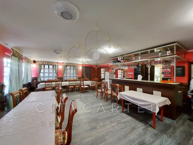 Eladó kereskedelmi és ipari ingatlan Dunaföldvár 320 nm