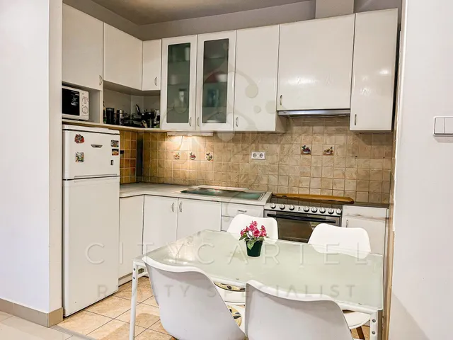 Kiadó lakás Budapest VI. kerület 73 nm