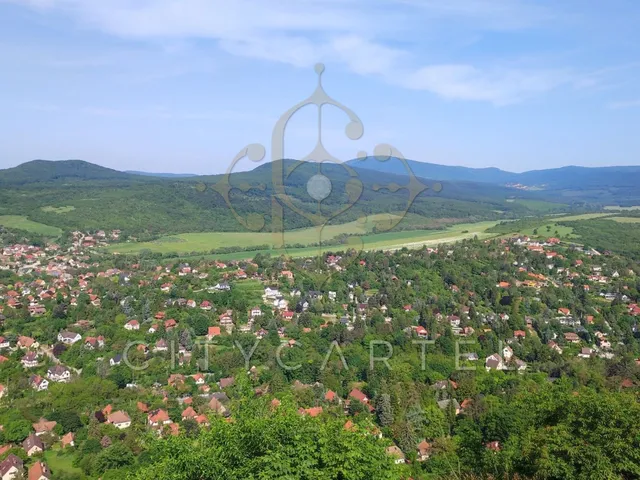 Eladó telek Csobánka 1008 nm