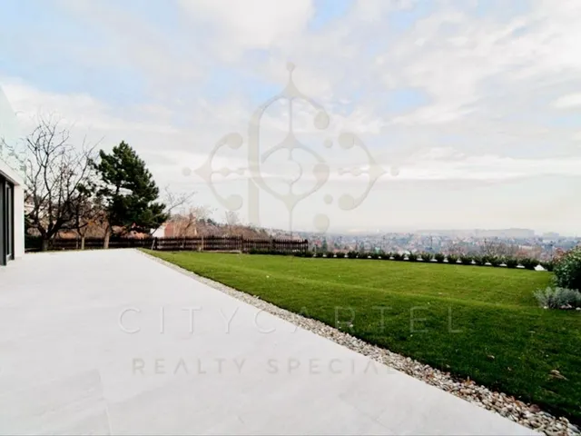 Eladó lakás Budapest XII. kerület 249 nm