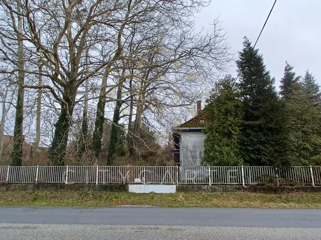 Eladó ház Balatonfenyves 422 nm