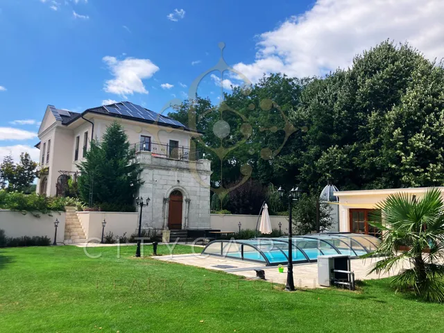 Eladó ház Kaposvár 289 nm