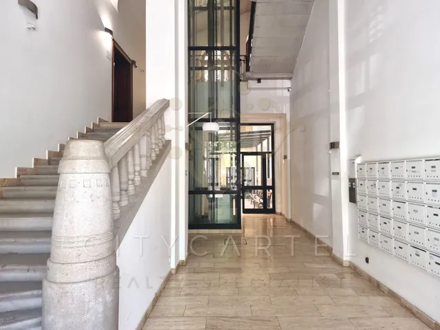 Eladó kereskedelmi és ipari ingatlan Budapest VI. kerület 186 nm