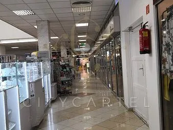 Eladó kereskedelmi és ipari ingatlan Budapest II. kerület 198 nm