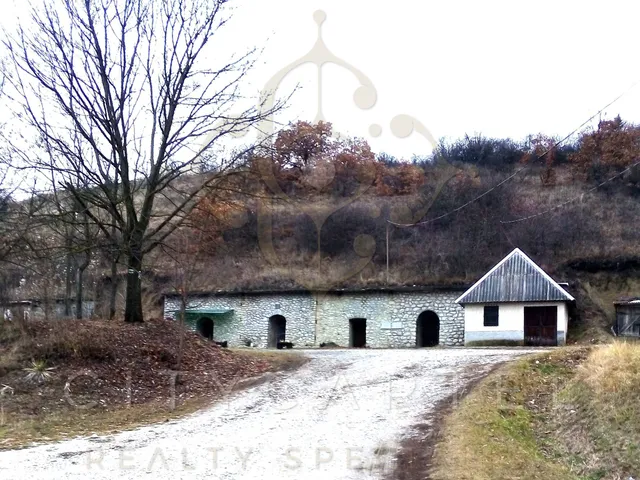 Eladó mezőgazdasági ingatlan Felsőtárkány 255511 nm