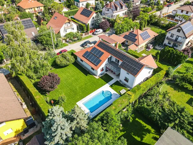 Eladó ház Budapest XVII. kerület, Rákoscsaba-Újtelep 207 nm
