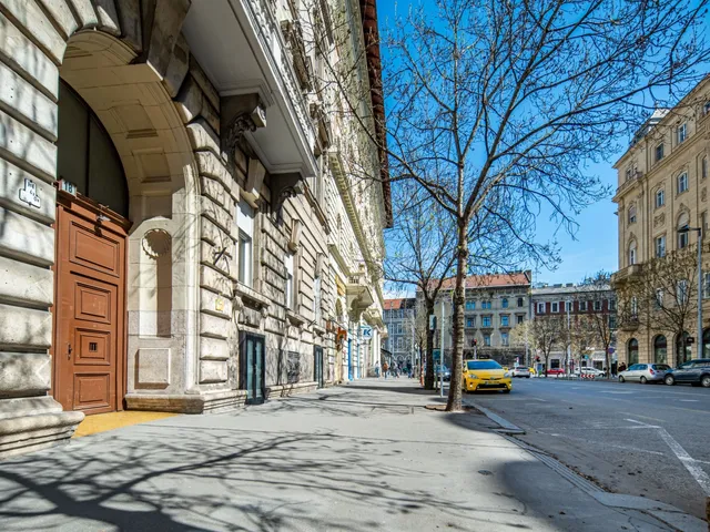 Eladó lakás Budapest V. kerület, Belváros 139 nm
