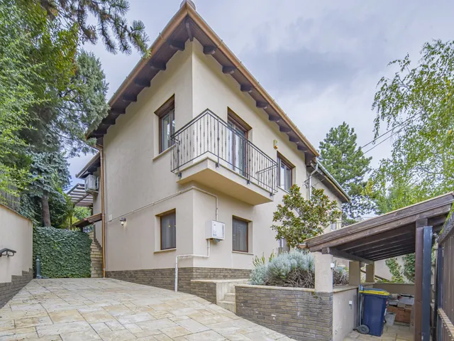 Eladó ház Budapest XI. kerület, Sasad-Sashegy XI. ker. 138 nm