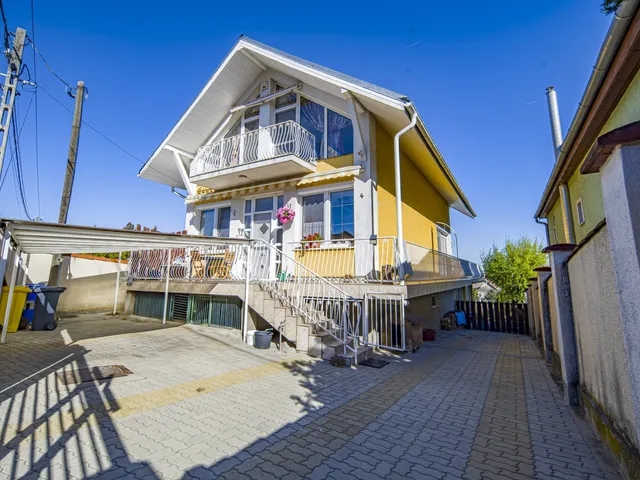 Eladó ház Dunaharaszti 240 nm