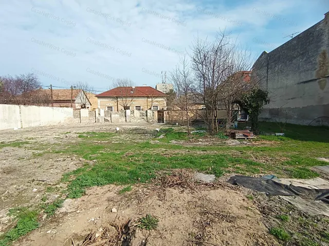 Eladó telek Cegléd 861 nm