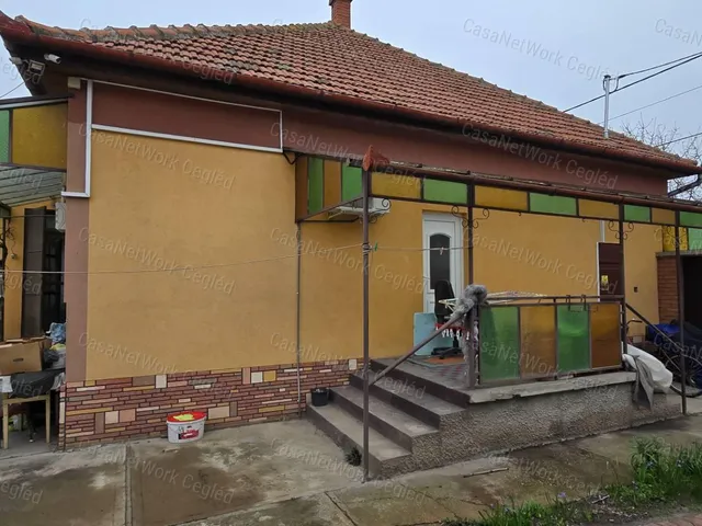 Eladó ház Cegléd 170 nm