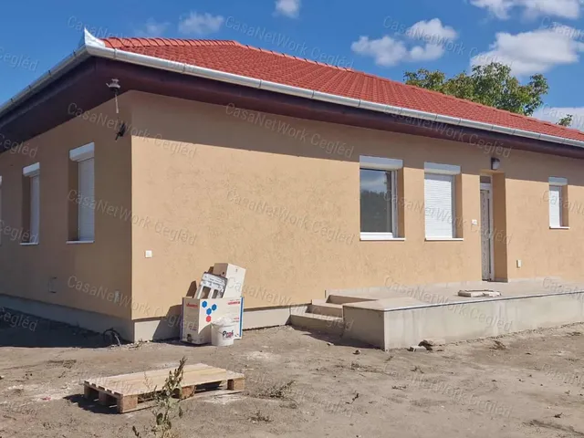 Eladó ház Cegléd 95 nm