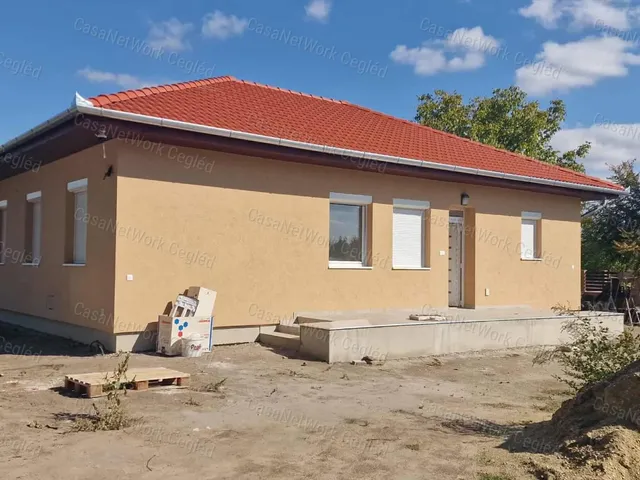 Eladó ház Cegléd 95 nm