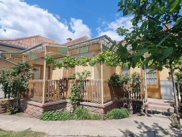 Eladó ház Cegléd 94 nm