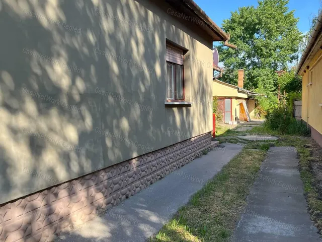 Eladó ház Törtel 87 nm