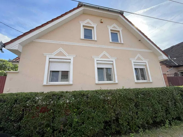 Eladó ház Cegléd 155 nm