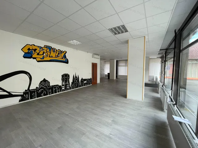 Kiadó kereskedelmi és ipari ingatlan Szolnok 140 nm