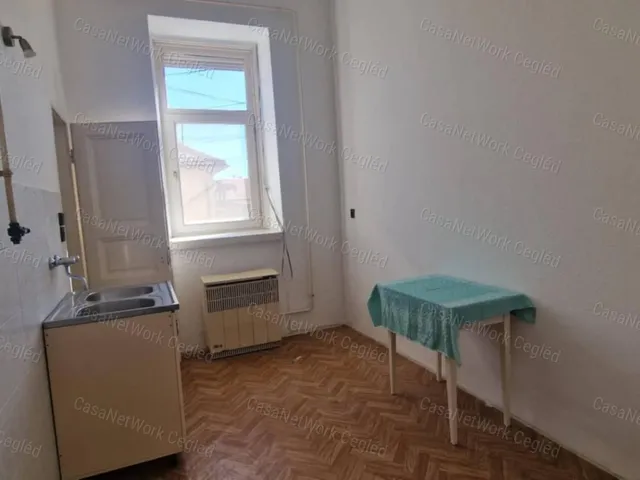 Eladó ház Cegléd 60 nm