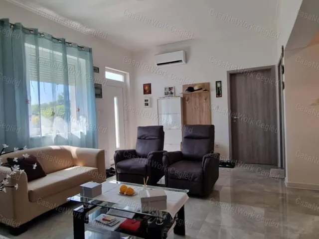 Eladó lakás Cegléd 68 nm