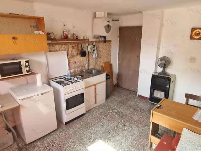 Eladó mezőgazdasági ingatlan Cegléd 20 nm